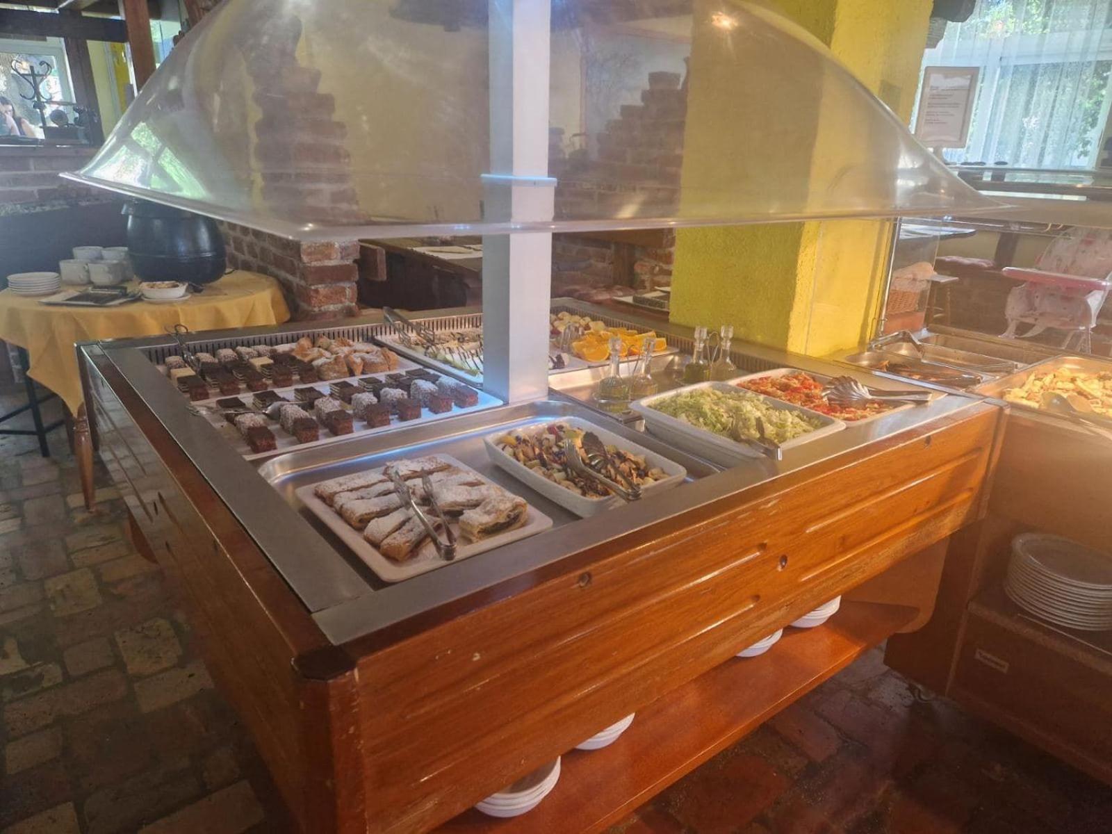Biergarten Медулин Екстериор снимка